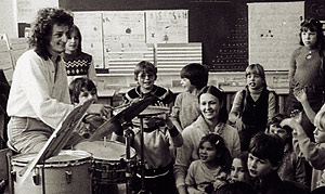 Prsentation musicale donne  une classe du primaire de la rgion de Sherbrooke, 1982.