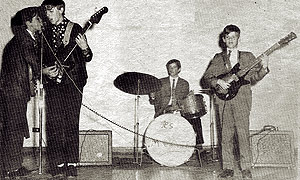 Mon premier spectacle  l'ge de 15 ans  l'cole Saint-Stanislas, St-Jrme, 1967.