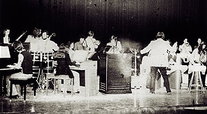 Stage band de Robert Lauzon en concert, 1972.