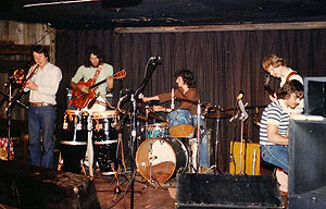 Le groupe jazz-fusion Sans Lgende en concert, 1979.